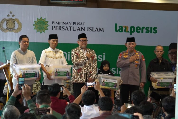 PP PERSIS Terima Bantuan 30.000 Paket Sembako dari Kapolri