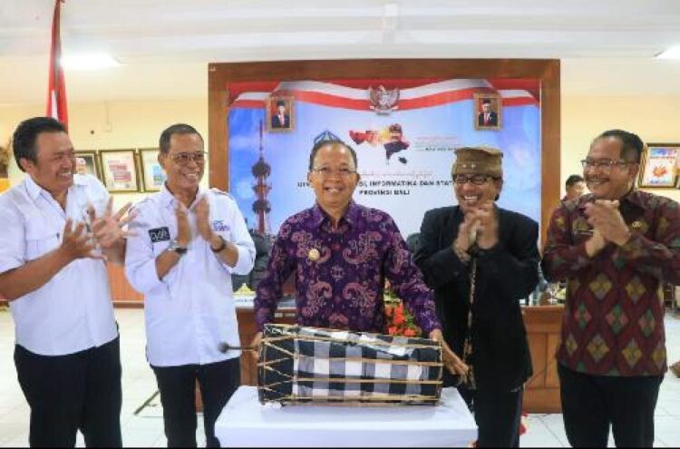Buka Musprov I SMSI Bali, Gubernur Koster Ajak Media Online Bangun Profesionalisme