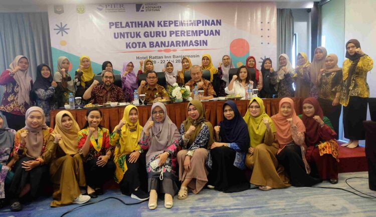 Bu Guru di Kota Banjarmasin Ikuti Latihan Kepemimpinan