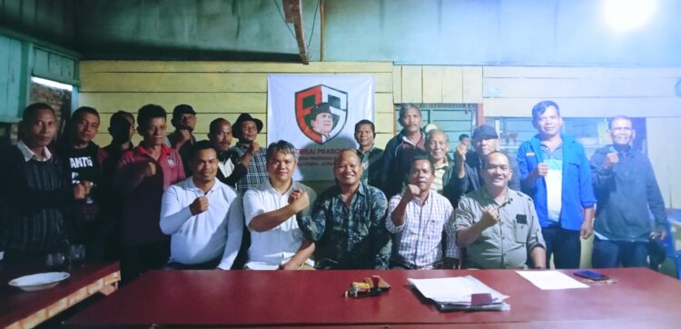 Rapat Koordinasi dan Konsolidasi DPD Perisai Prabowo Tapanuli Utara satu komando.