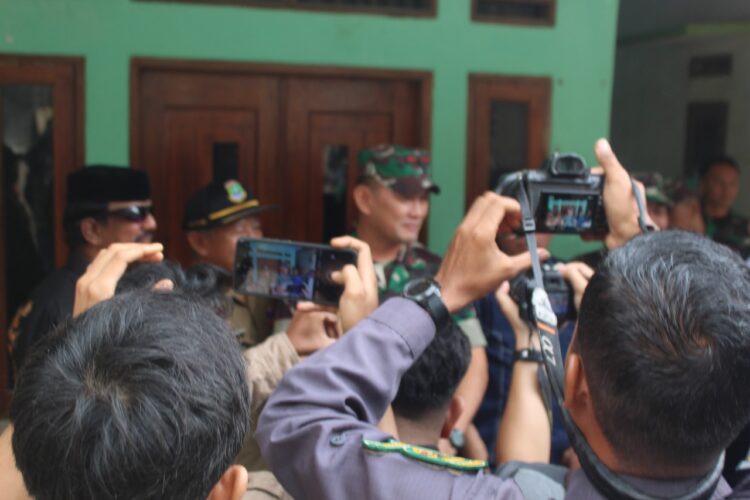 Brigjen TNI Fierman Sjafirial Agustus : Peringatan HKSN 2024 di Taman  Firdaus Menjadi Tauladan Kemanunggalan Pemerintah dan Masyarakat.