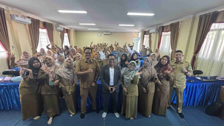 Bangkitkan Semangat, SMA 2 Samarinda Gelar In House Training untuk Guru