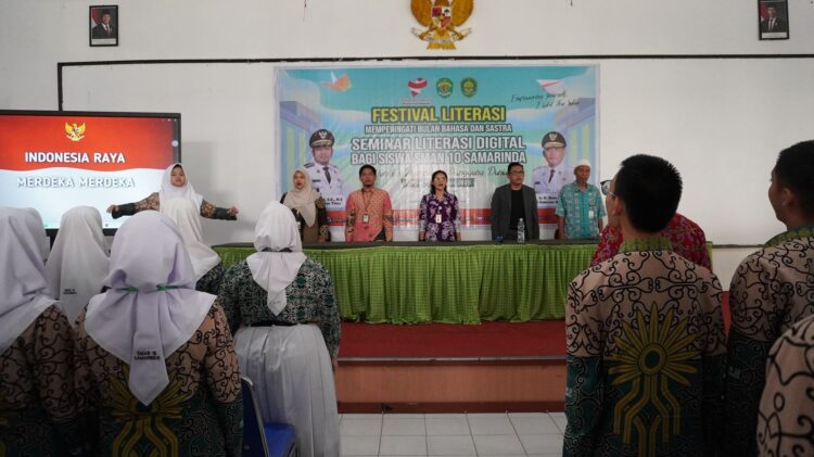 SMA Negeri 10 Samarinda Tanamkan Integritas Akademik Lewat Seminar Literasi Digital