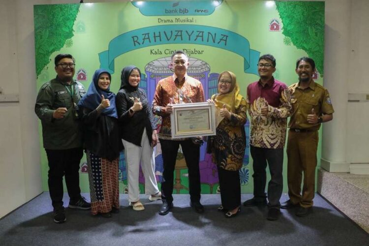 PPID Kota Bandung Kembali Raih Badan Publik Informatif Sebelas Kali Beruntun