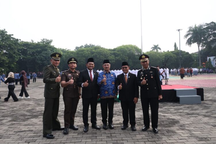 Plh. Wali Kota Bekasi Abdul Harris Bobihoe Pimpin Upacara Hari Lahir Pancasila, Tegaskan Nilai Persatuan Bangsa.