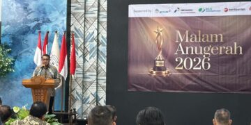 SMSI Anugerahkan Penghargaan kepada 16 Tokoh Nasional dan Daerah Peduli Kemerdekaan Pers