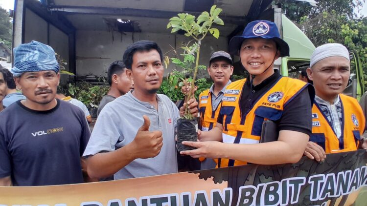 PUB Sukses Salurkan 2.660 Bibit Perdana Giat Baduy Lestari 2026